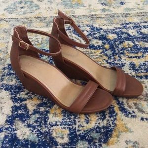 Kenneth Cole Reaction wedge sandals